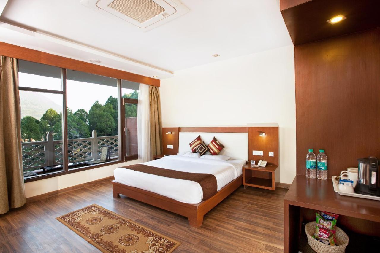 Sea Hawk - Luxury Hill Resort 4 Mins From Bhimtal Lake Exteriör bild
